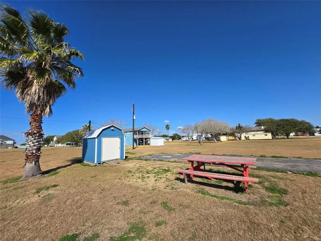 Photo of 937 Bayview Drive