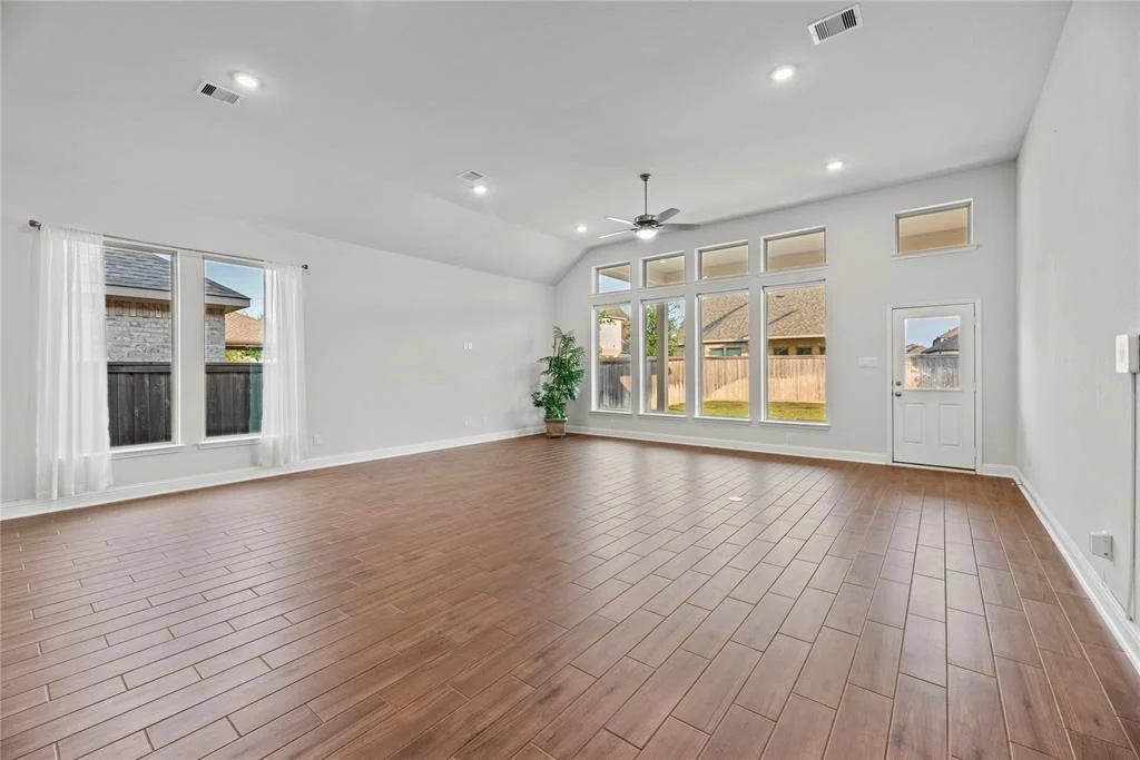 Photo of 19139 Longhorn Point Drive