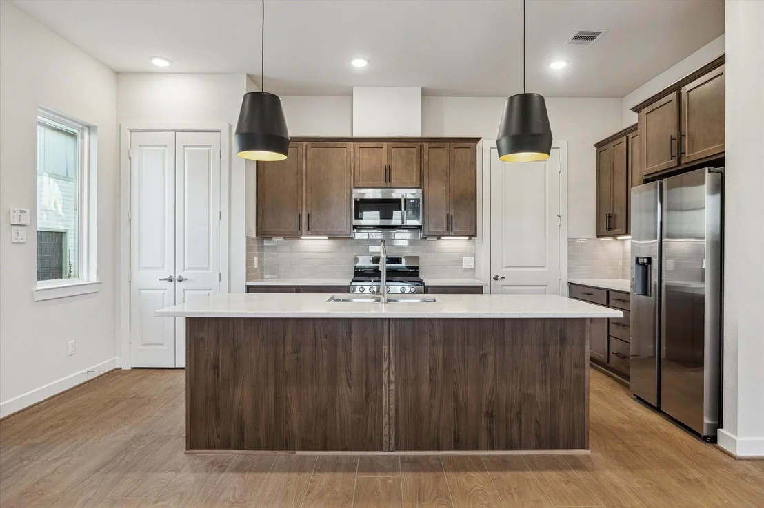 Photo of 6549 Rena Street