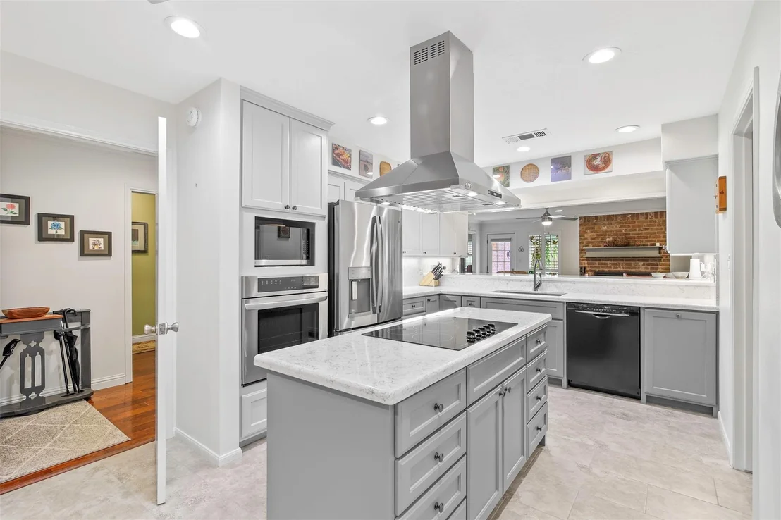 Photo of 12839 Chimes Drive