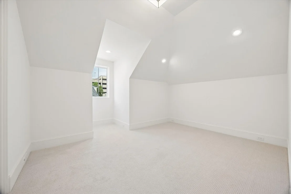 Photo of 31 Wentworth Gate Path