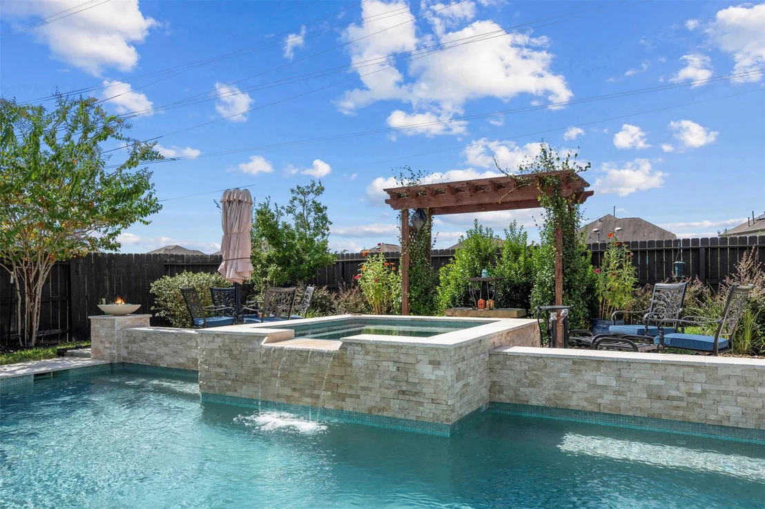 Photo of 4380 Imperial Gardens Drive