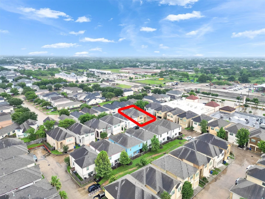 Photo of 7923 Ashford Trace Drive