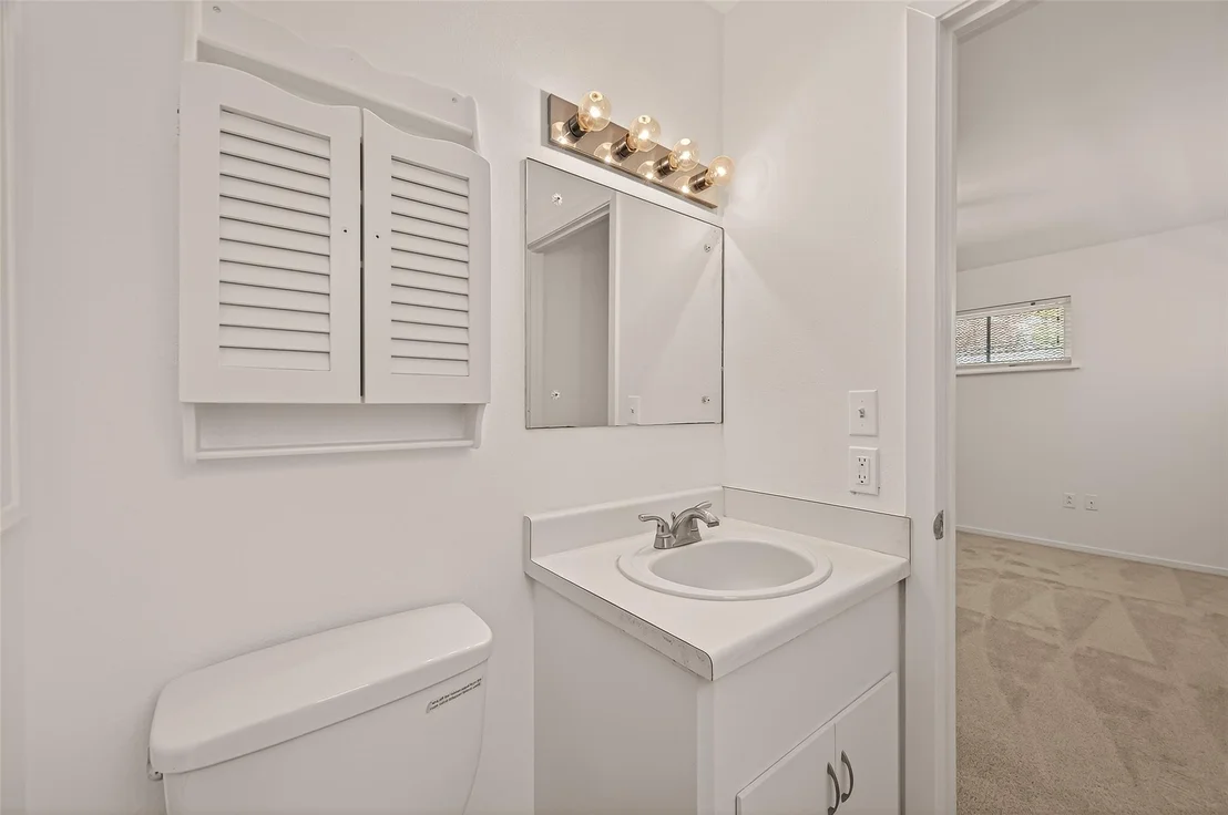 Photo of 6030 Benning Drive