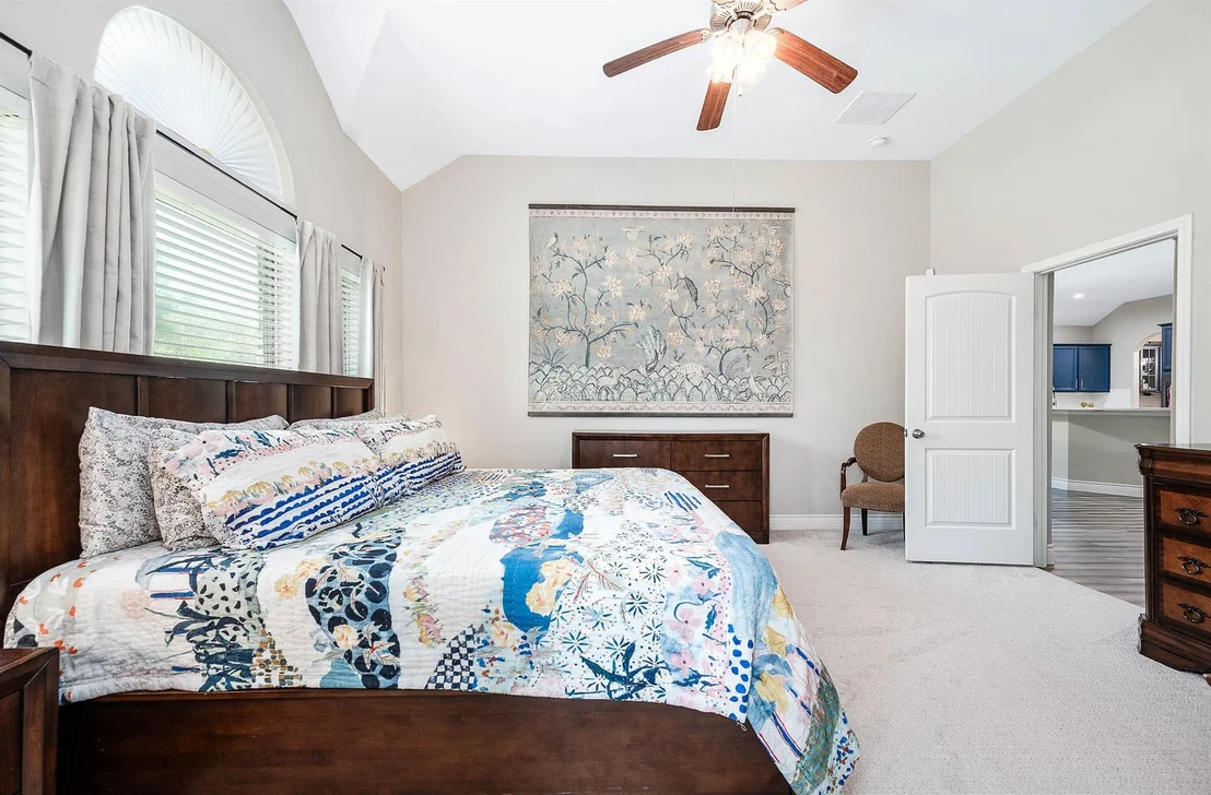 Photo of 35 S Greenprint Circle