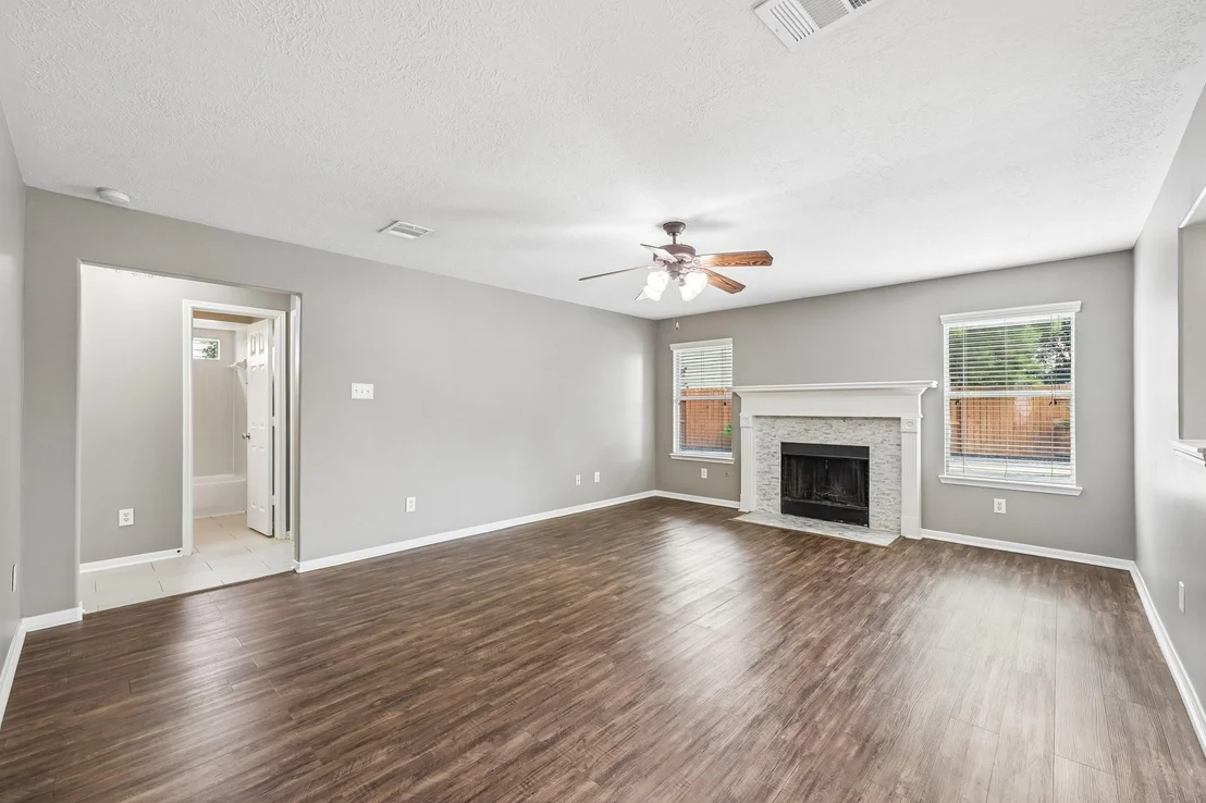 Photo of 4519 Bridgestone Point Drive