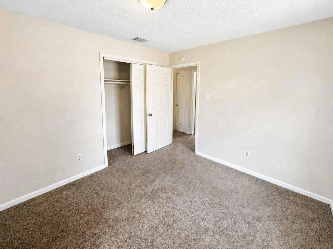 Photo of 8710 Parkway Forest Drive