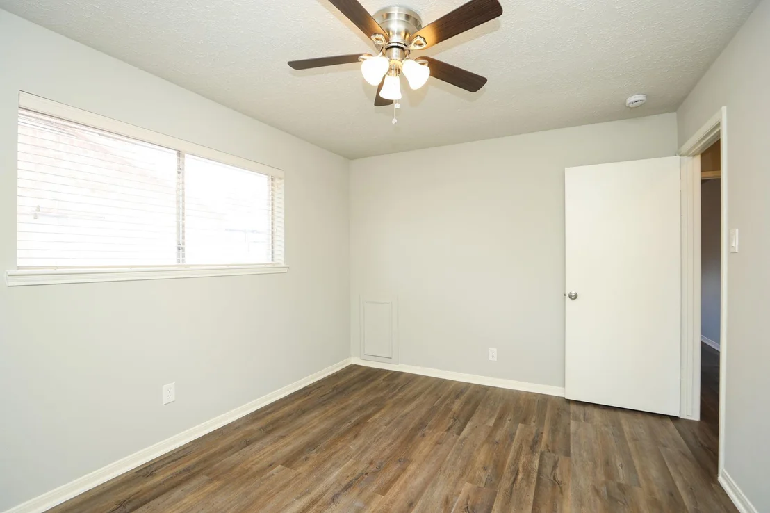 Photo of 815 Park Meadow Drive