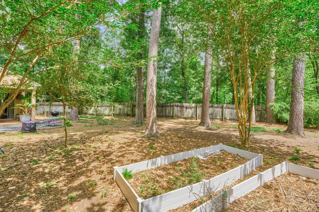 Photo of 2615 Rosewood Place