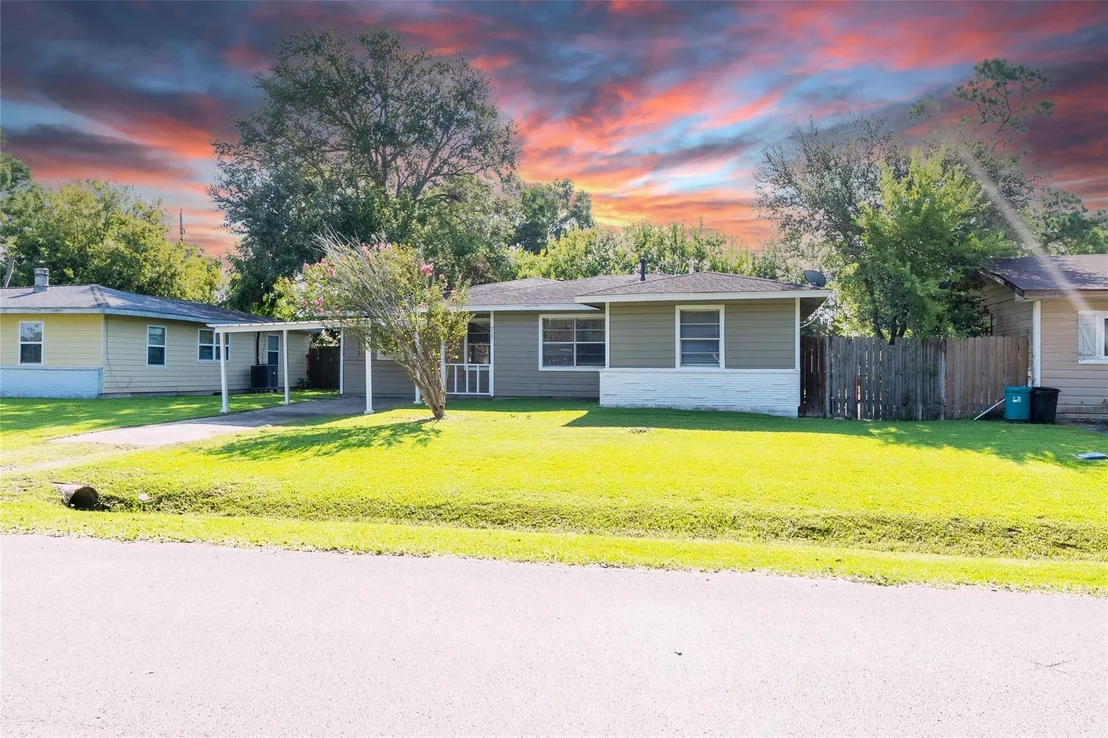Photo of 217 Cedar Drive