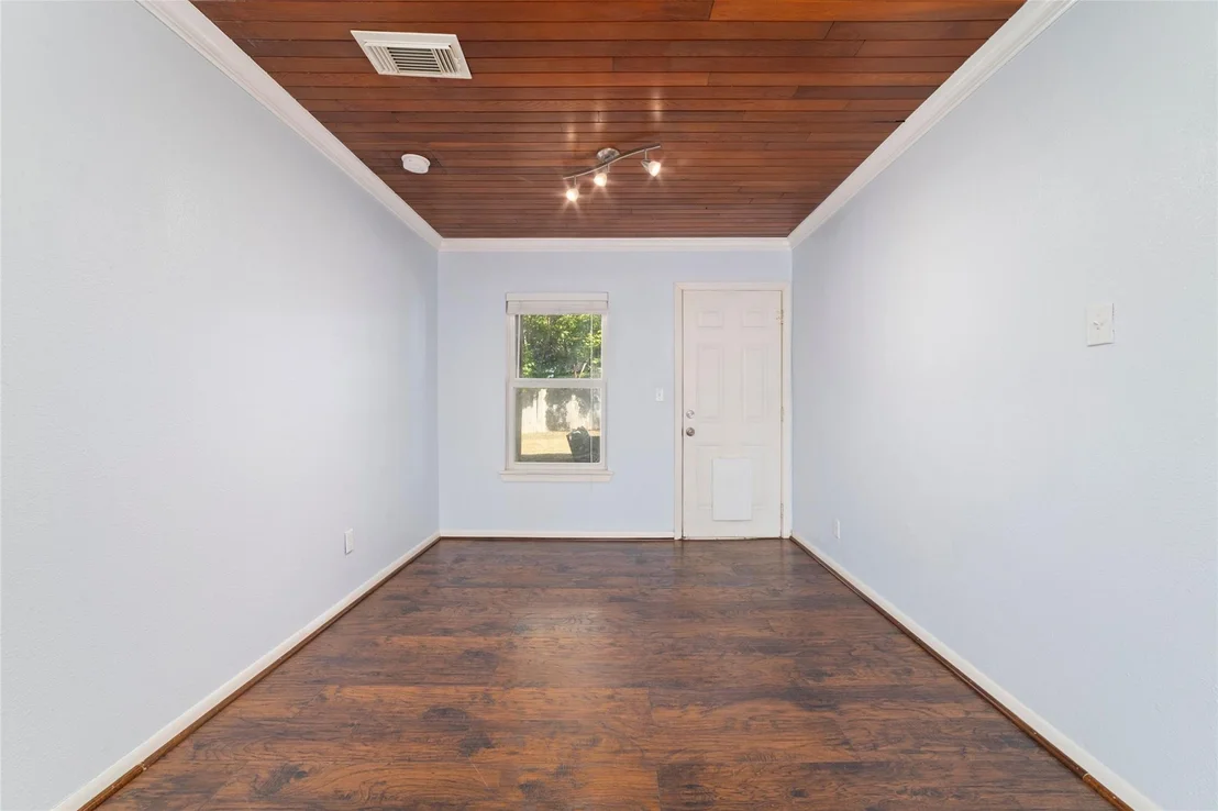 Photo of 8625 Bob White Drive