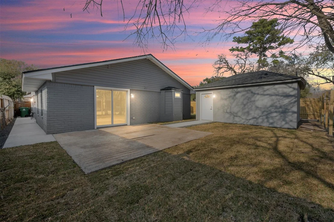 Photo of 6403 Acorn Forest Drive