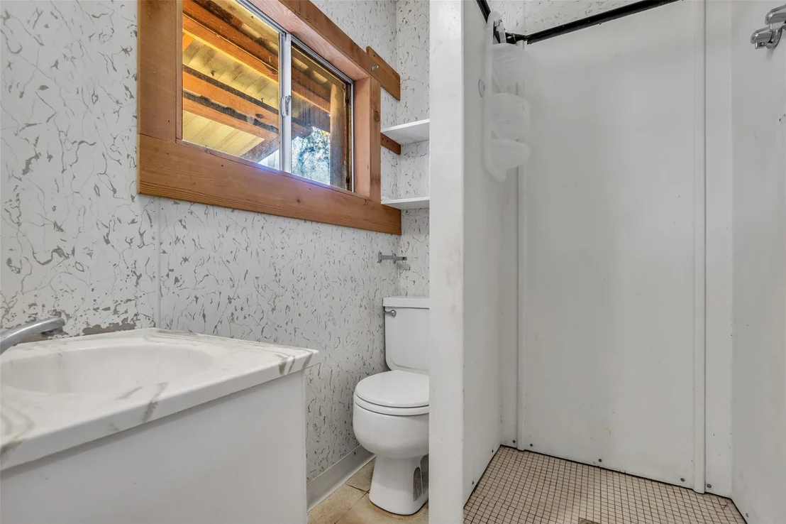 Photo of 218 Olive Avenue