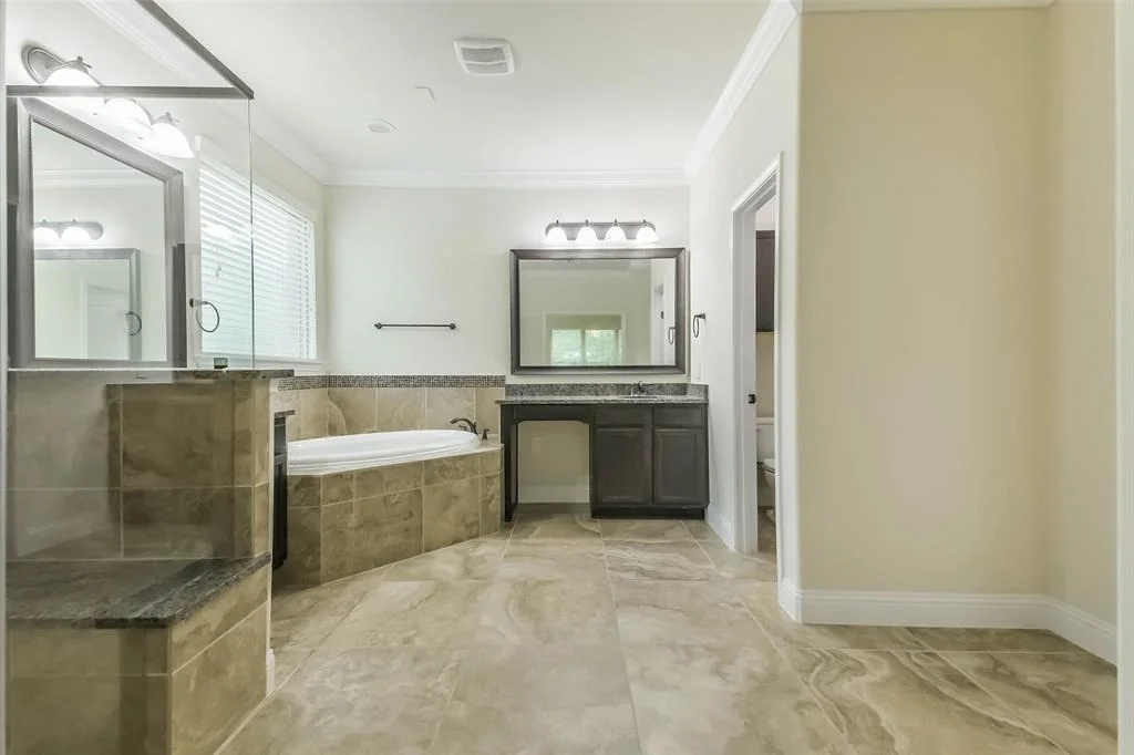 Photo of 15 Waterfall Way