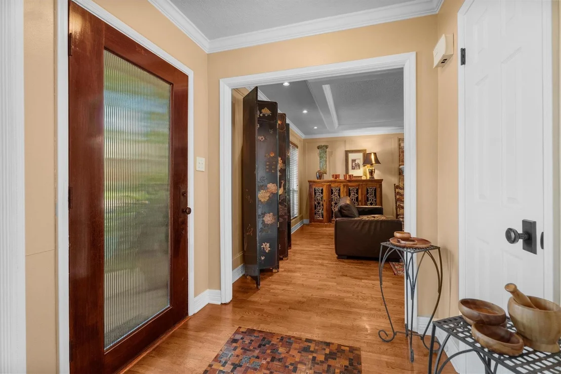 Photo of 9103 Herts Road