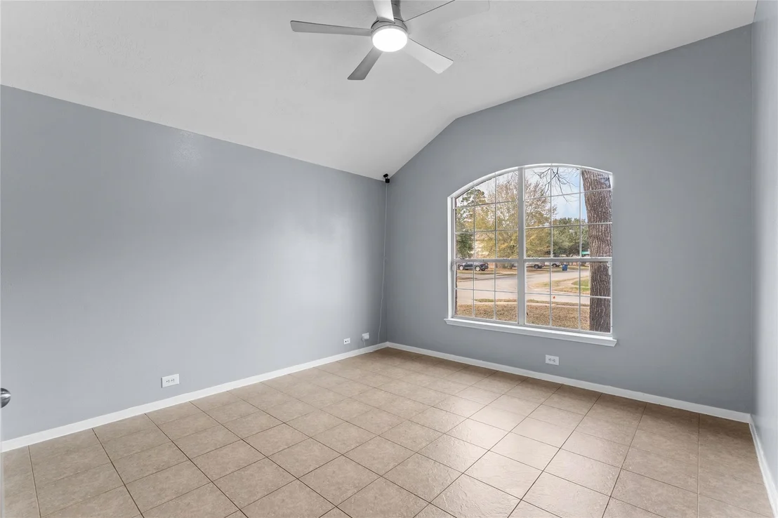 Photo of 18939 Cluster Oaks Drive