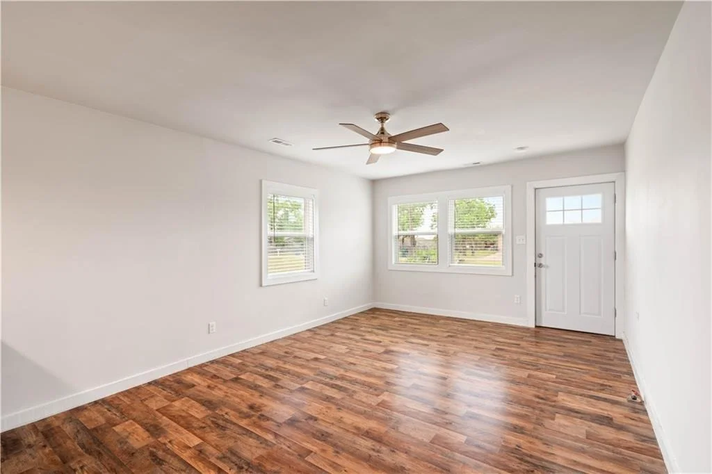 Photo of 2914 Debra Lane