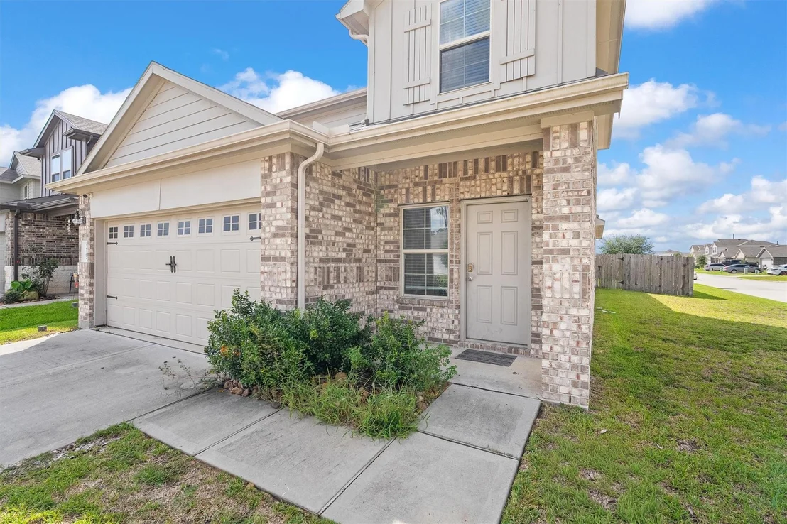 Photo of 16902 Rich Pines Drive