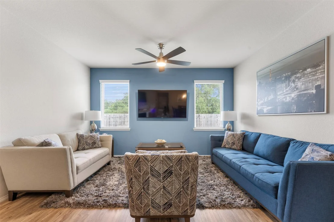 Photo of 6031 Purple Iris Street