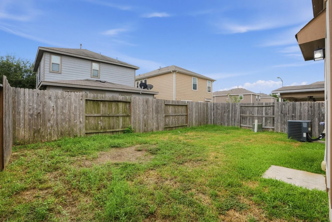 Photo of 19436 Archer Glen Drive