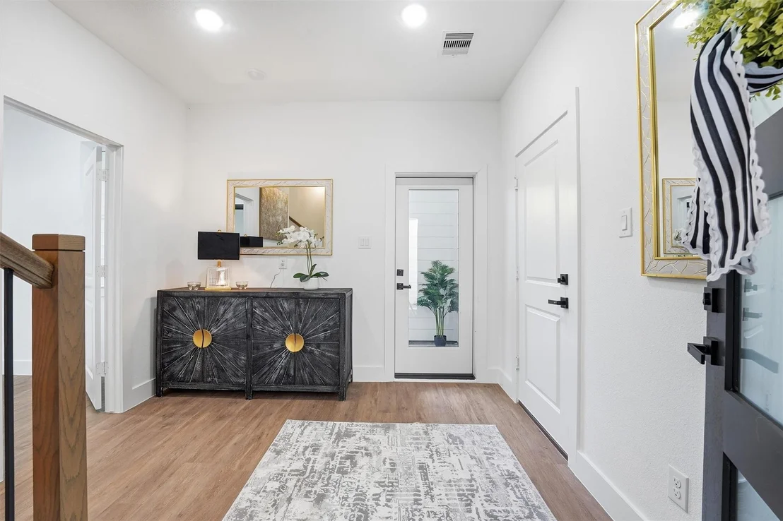 Photo of 3610 Bastrop Street
