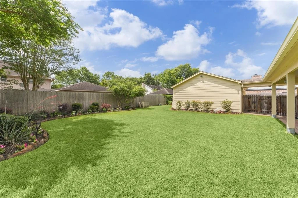 Photo of 16422 Brookvilla Drive