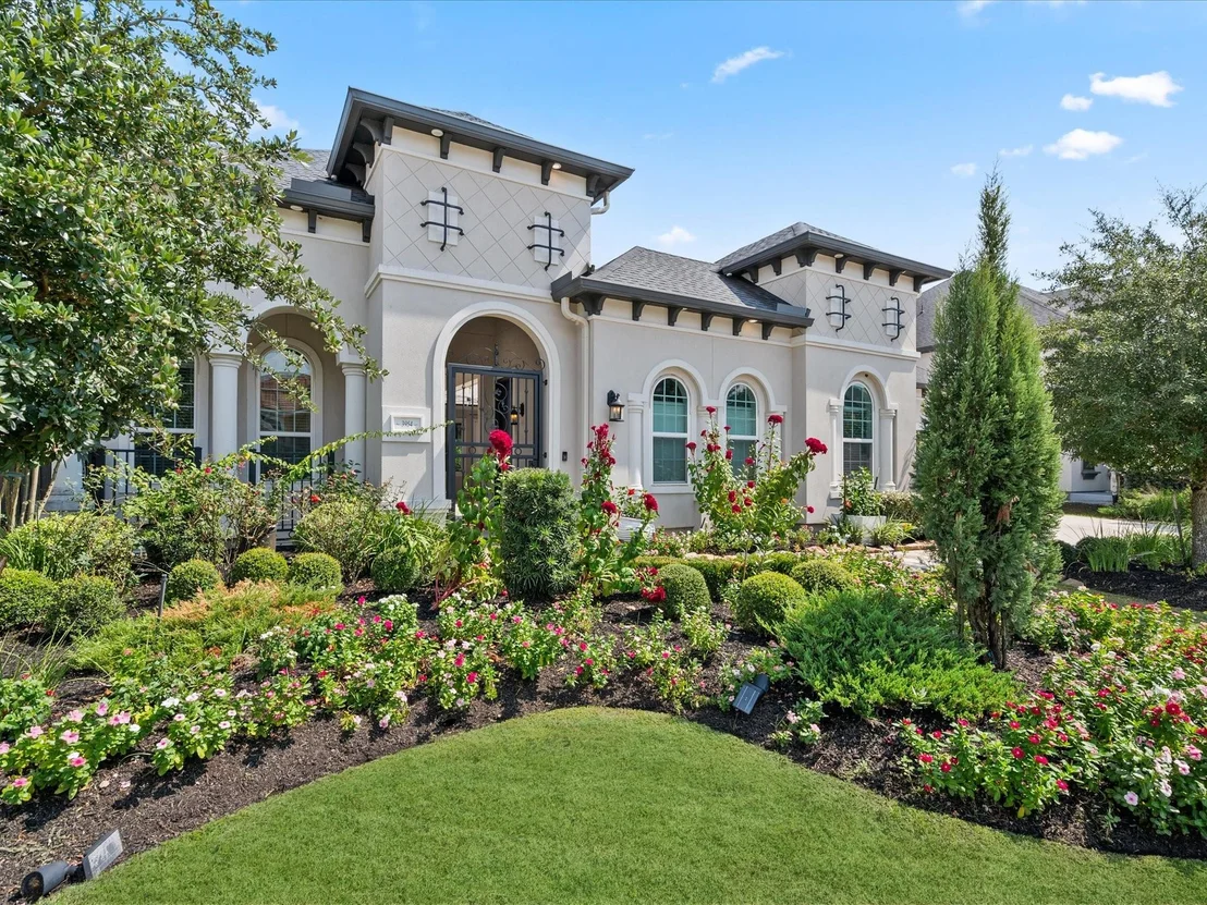 Photo of 3954 Kelley Pond Drive