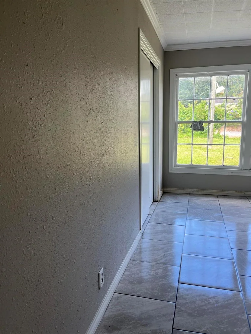 Photo of 4980 Chambers Street