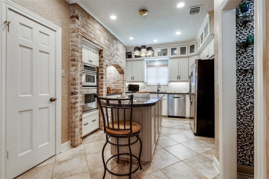 Photo of 510 Commodore Way