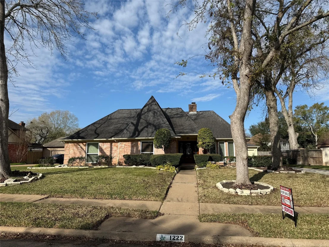 Photo of 1222 Bittersweet Drive