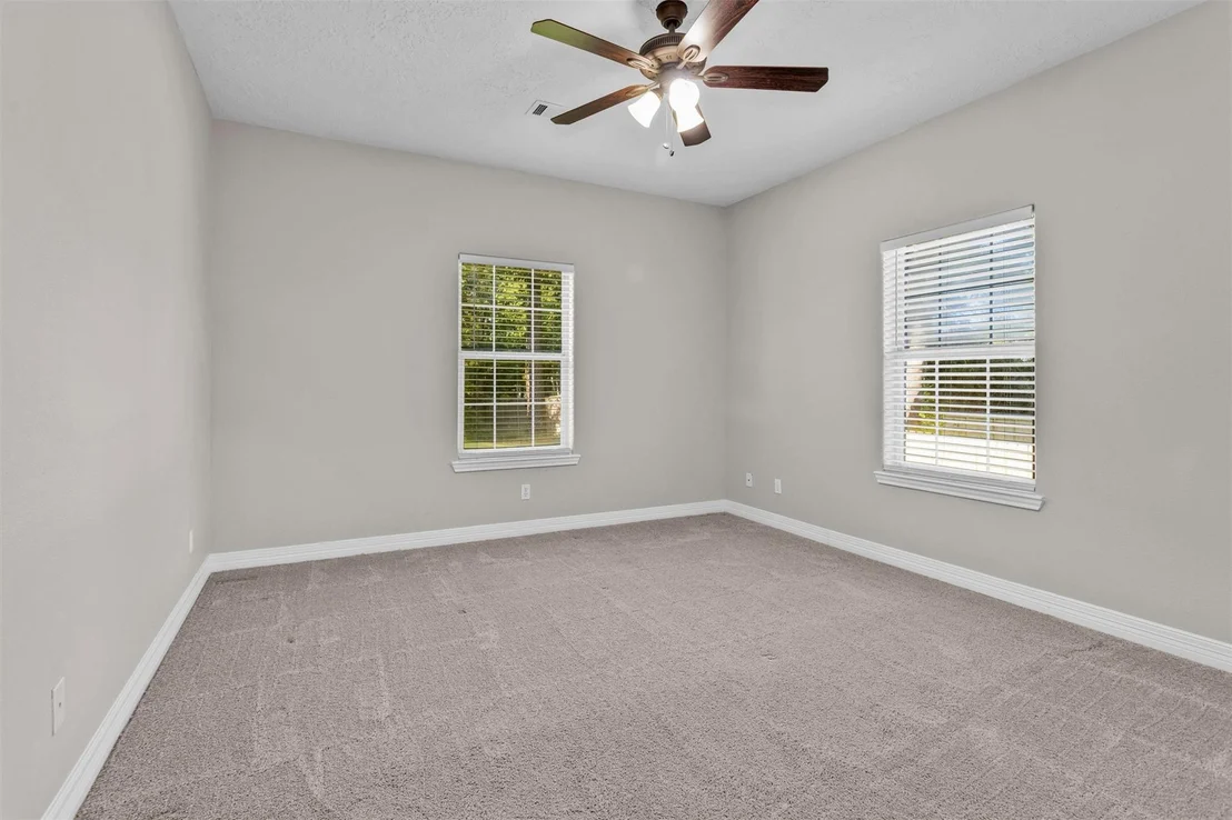 Photo of 1187 Oak Lane