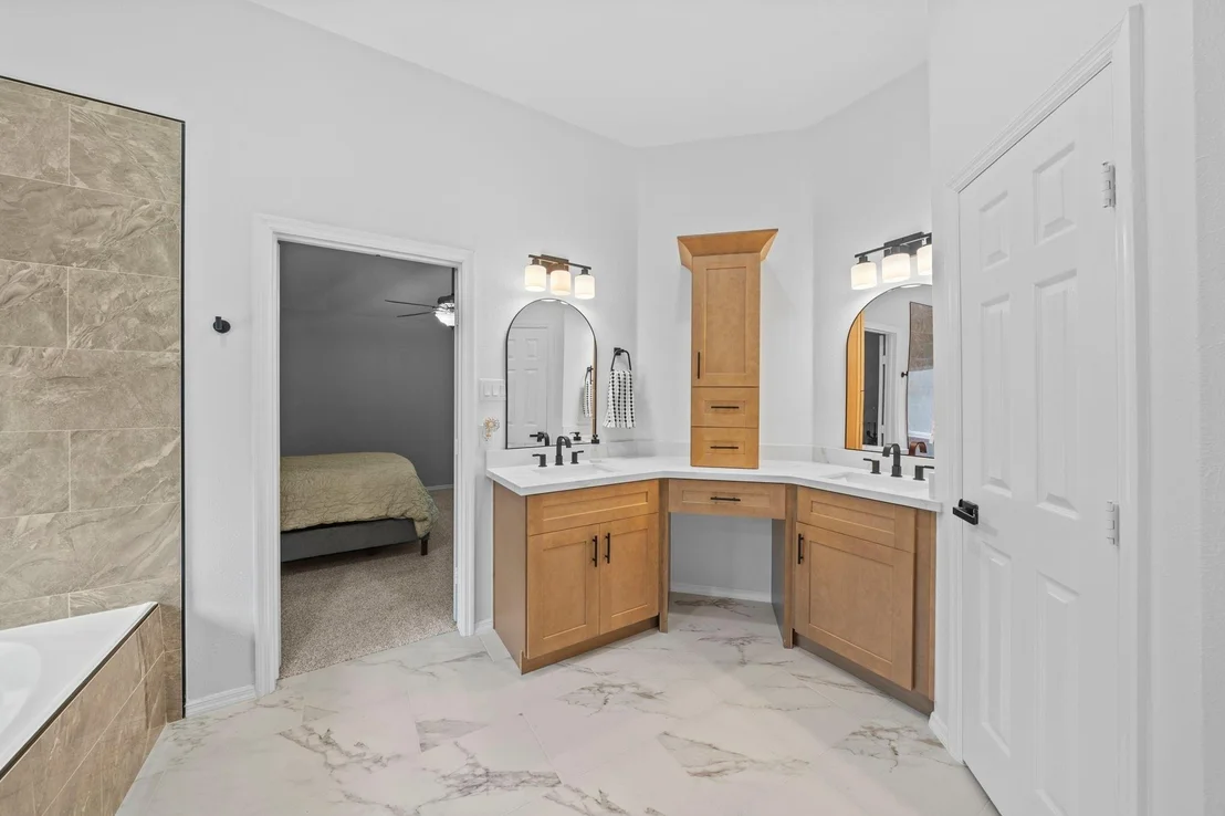 Photo of 14619 Bladenboro Drive