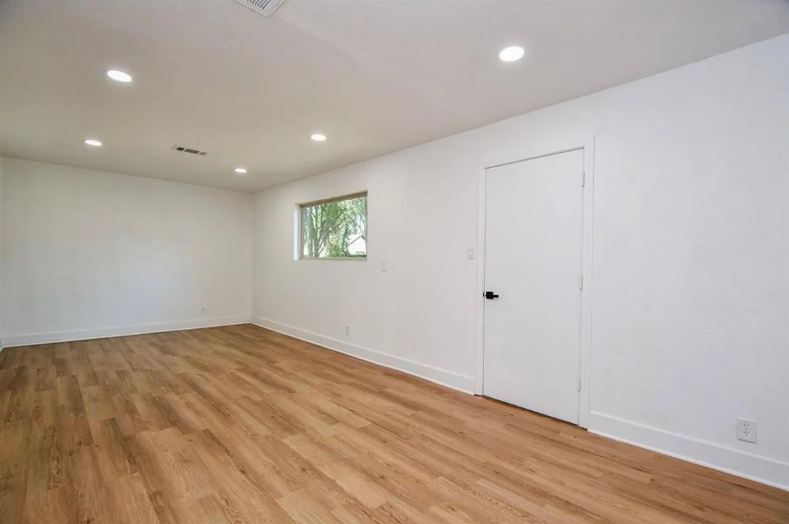Photo of 6834 Saint Augustine Street