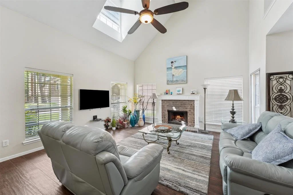 Photo of 16023 Lakestone Drive