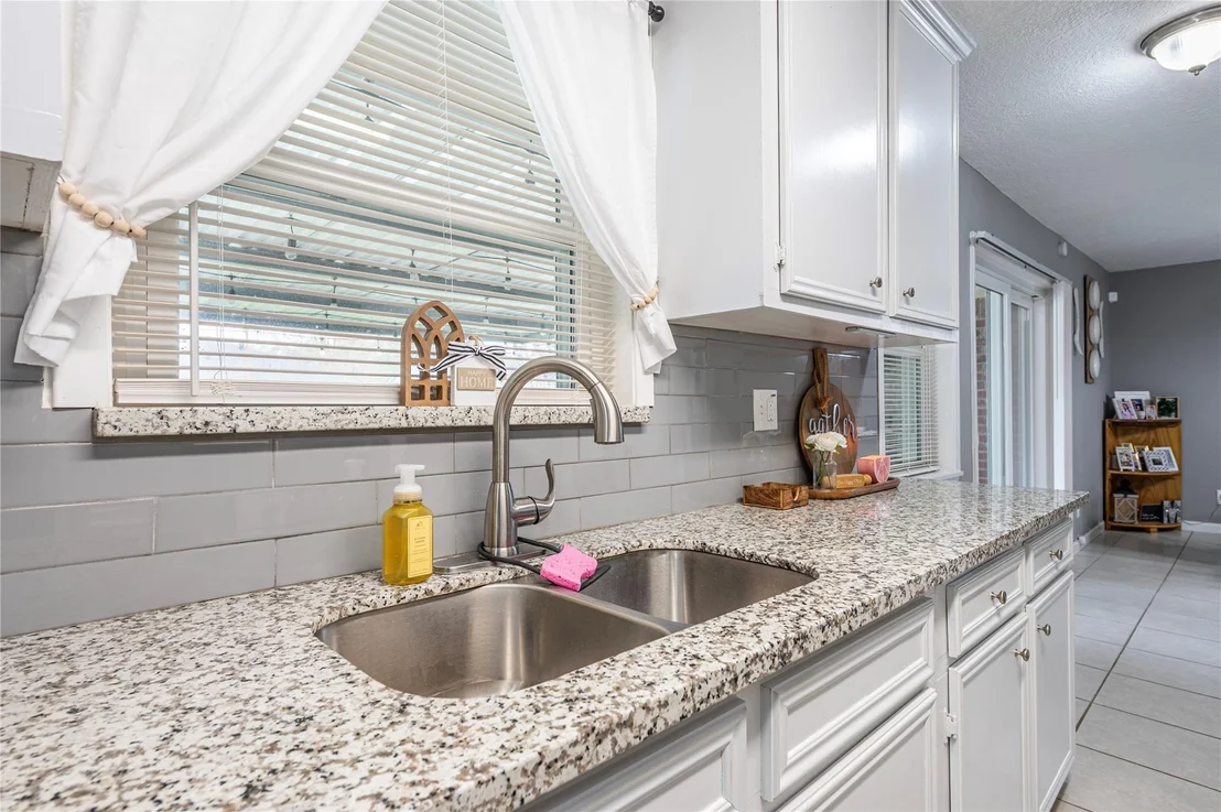 Photo of 2409 Raspberry Lane