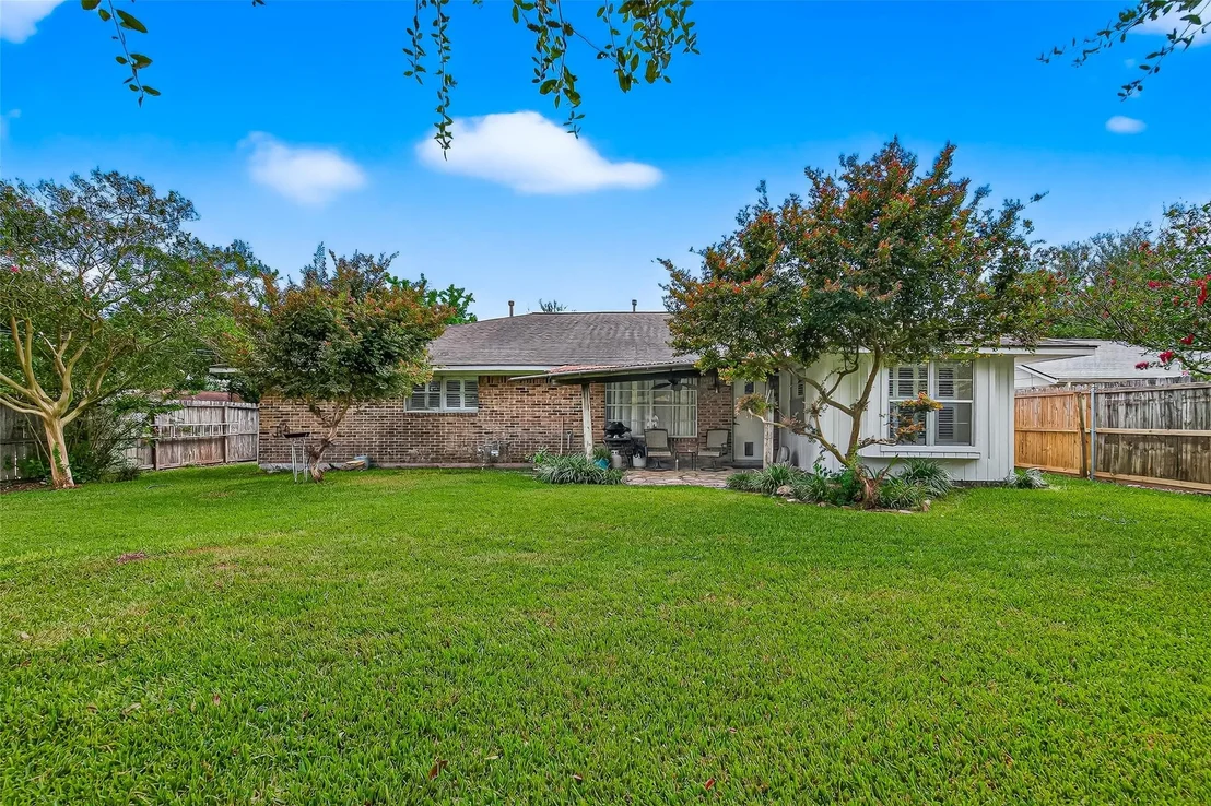 Photo of 1013 Paulette Drive