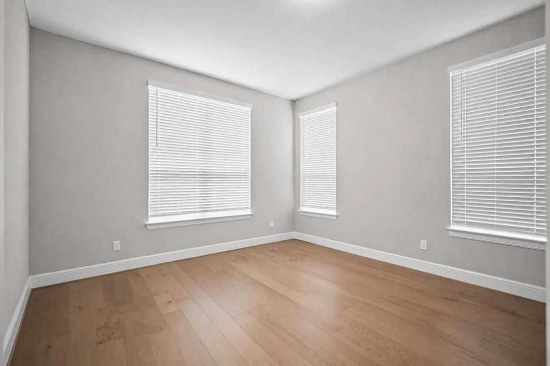 Photo of 4923 Grapevine Lane