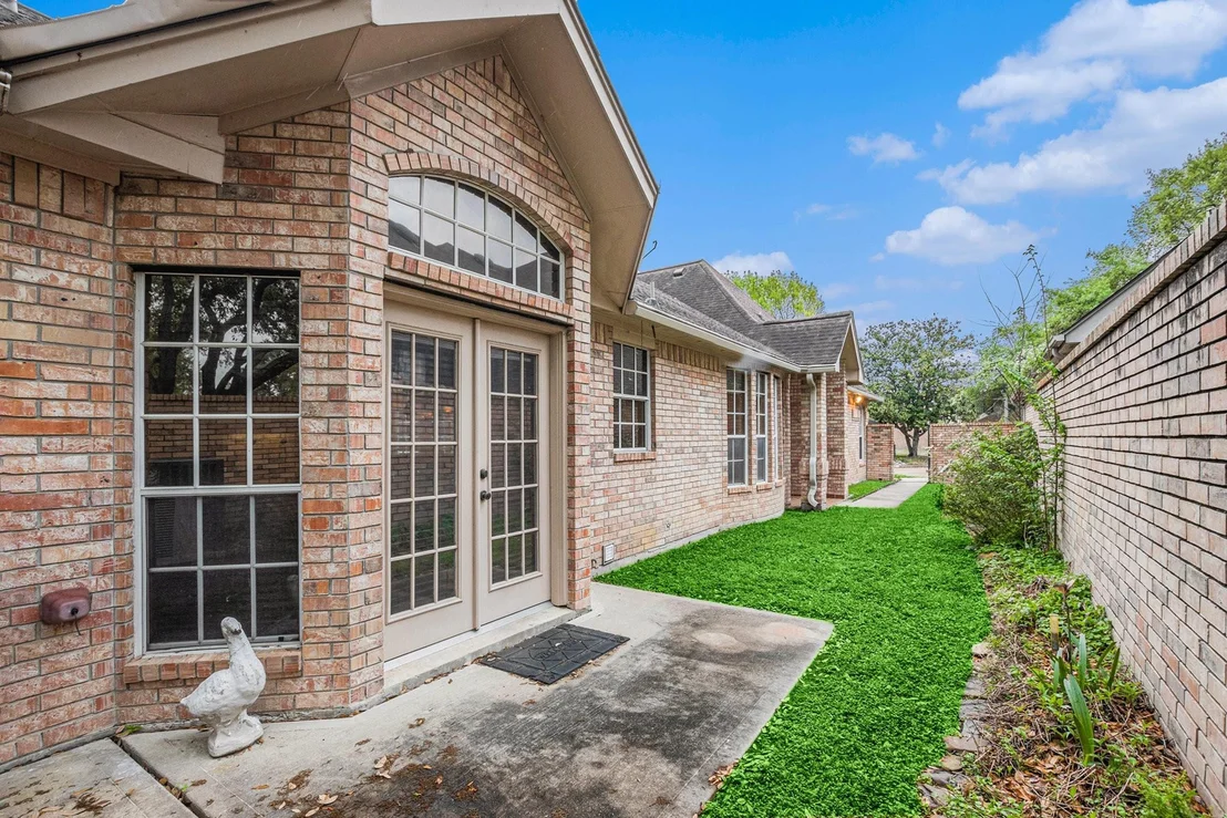 Photo of 4069 Heathersage Drive