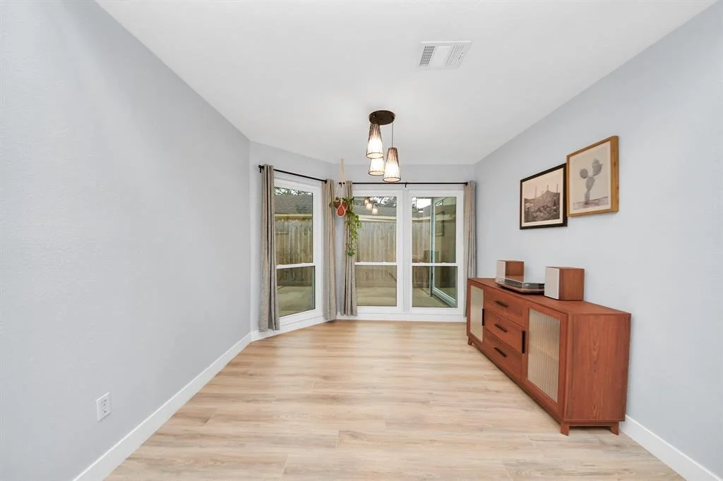 Photo of 1415 Kempsford Drive