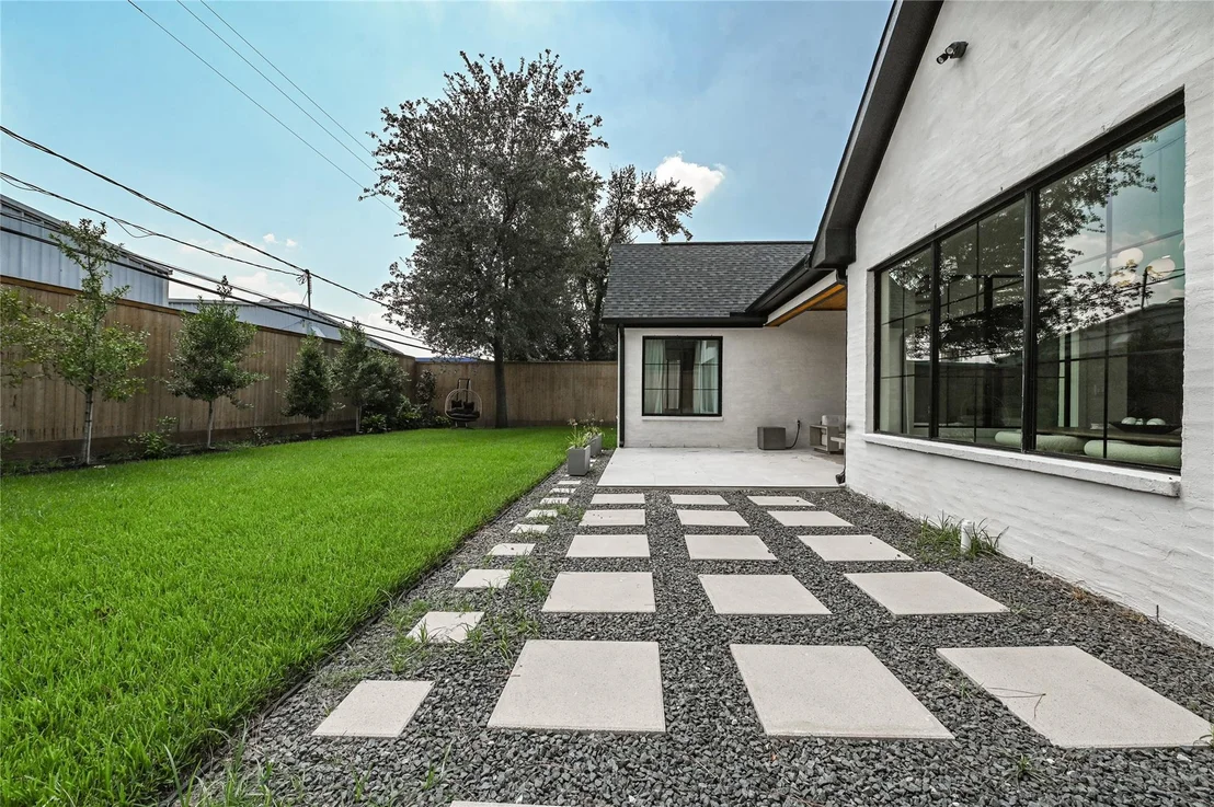Photo of 1506 Maux Drive