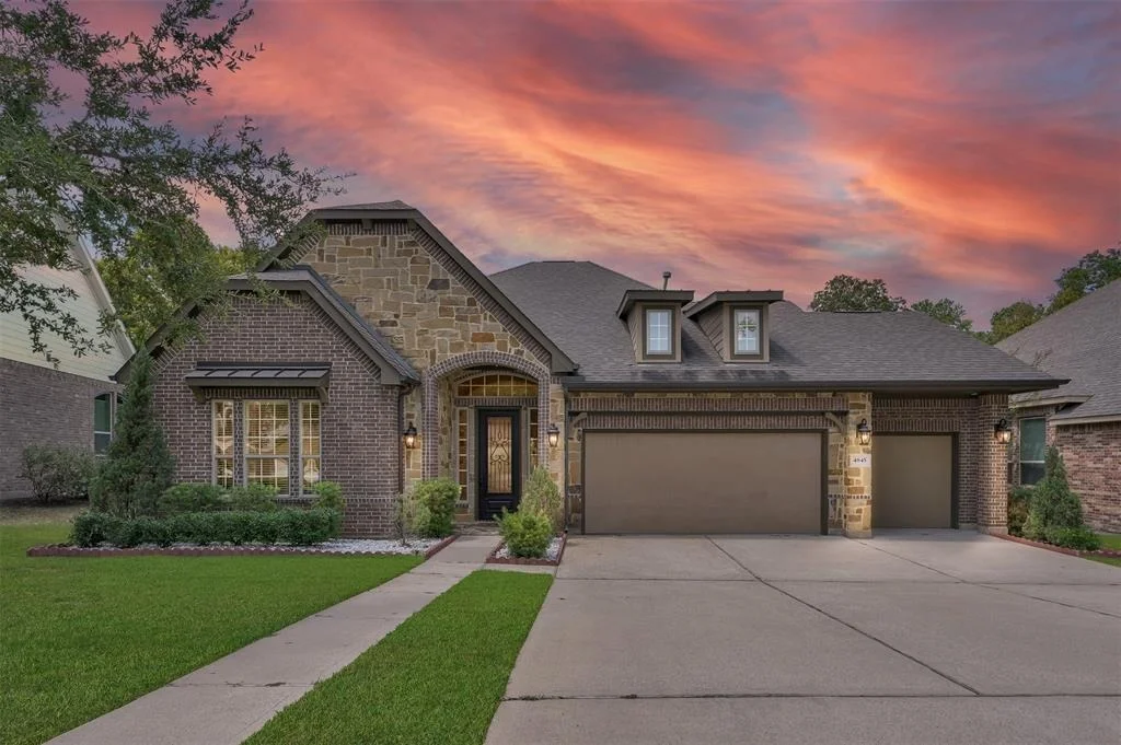 Photo of 4845 Bayou St John