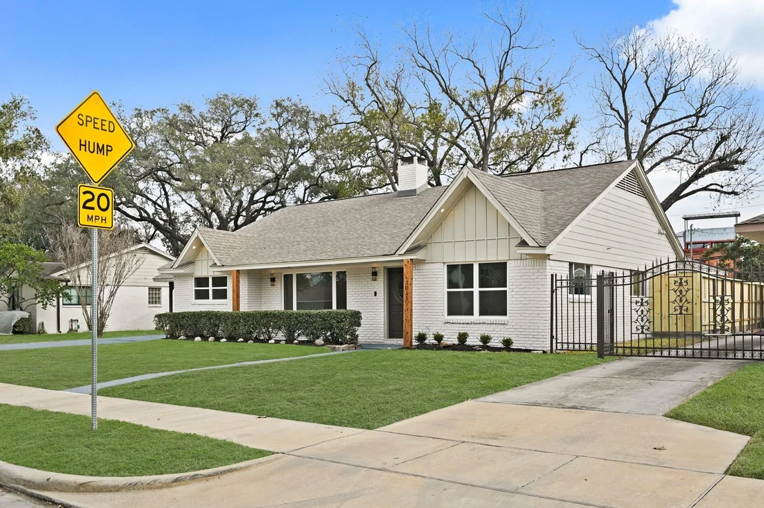 Photo of 3011 Freshmeadows Drive