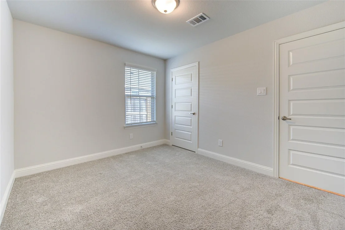 Photo of 412 Sunray Lake Lane