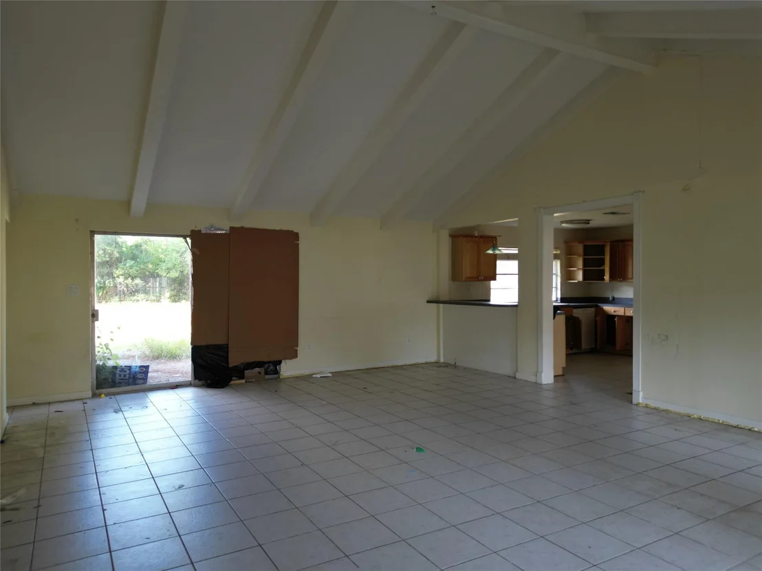 Photo of 614 Pine Circle