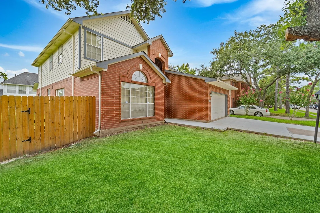 Photo of 13611 Ortega Lane