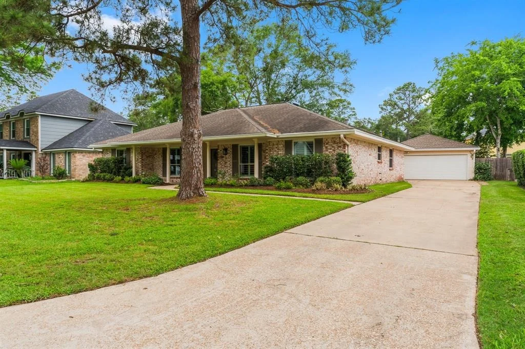 Photo of 3914 Cypress Lake Drive