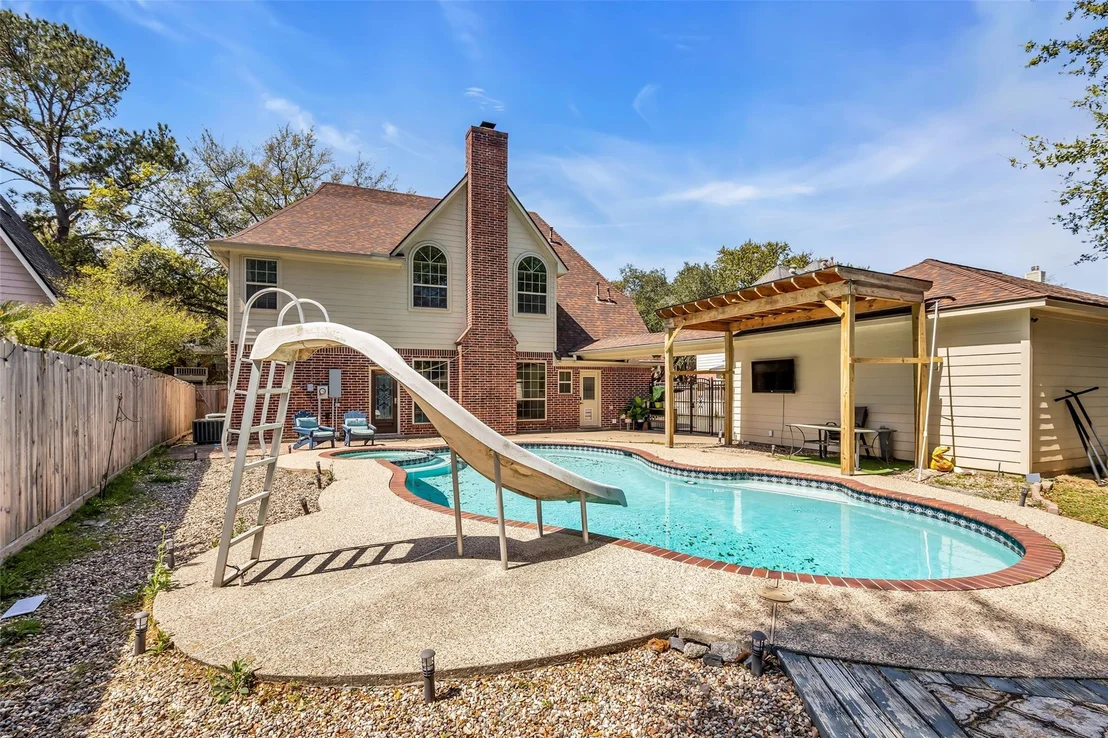 Photo of 5010 Tarnbrook Drive