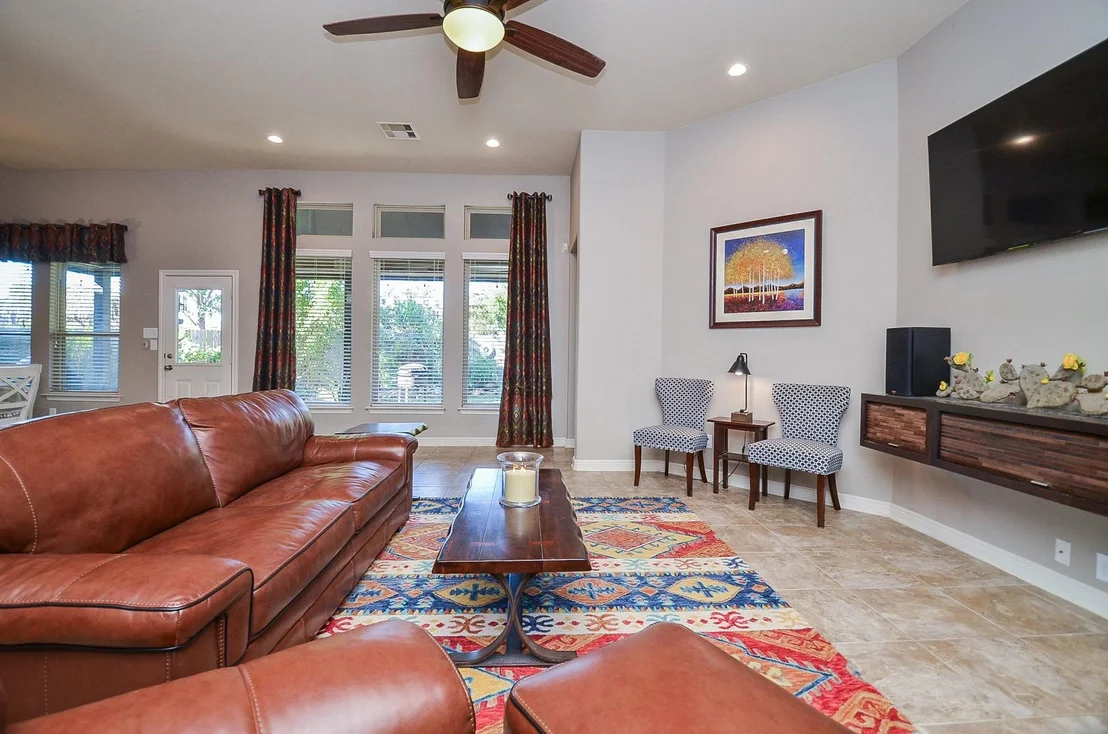 Photo of 19014 Balcones Pine Street