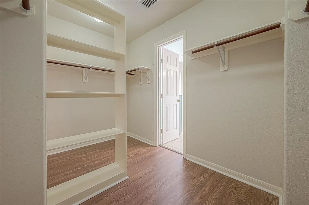 Photo of 9727 Fieldbloom Lane