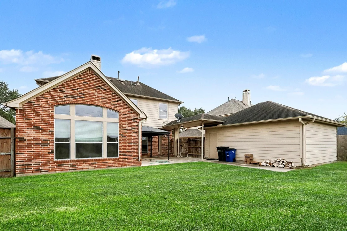 Photo of 240 Kettering Lane